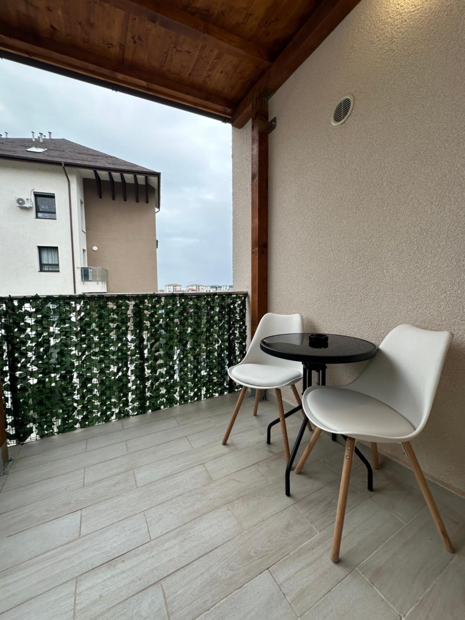 Toscana Apartments オトペニ エクステリア 写真
